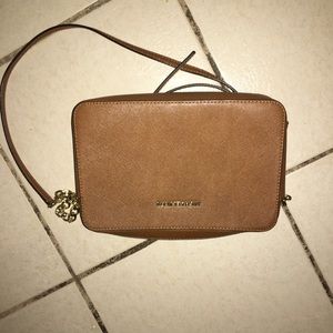 Michael kors crossbody